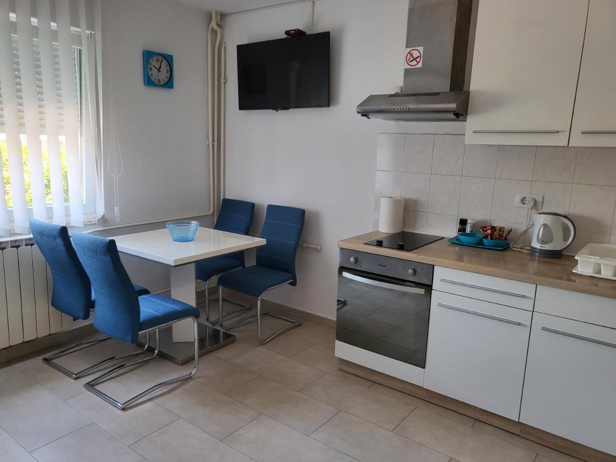 Vigo Apartman Pula Exterior foto