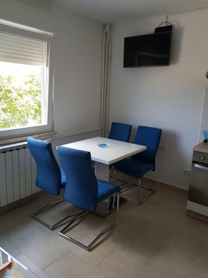 Vigo Apartman Pula Exterior foto